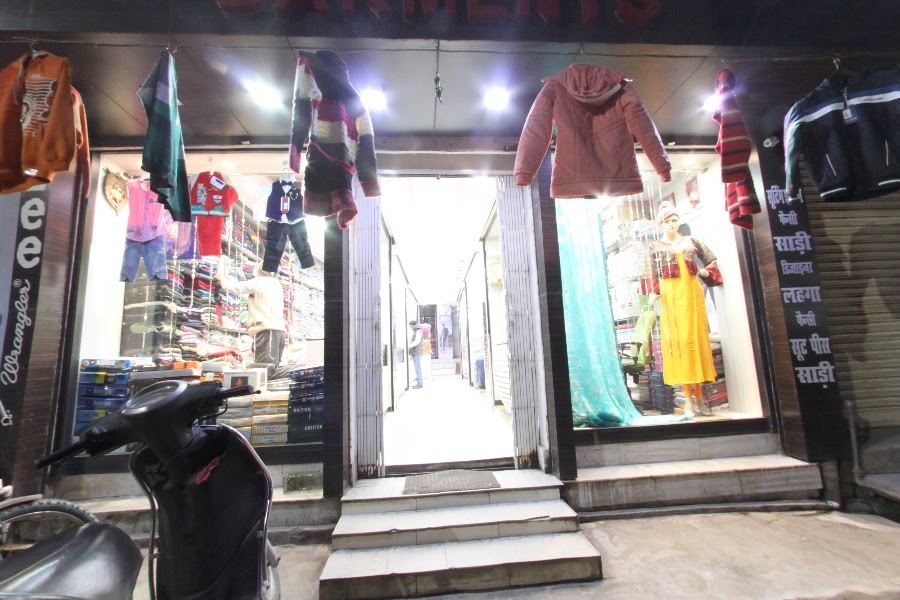 Anurag Vastralaya Storefront
